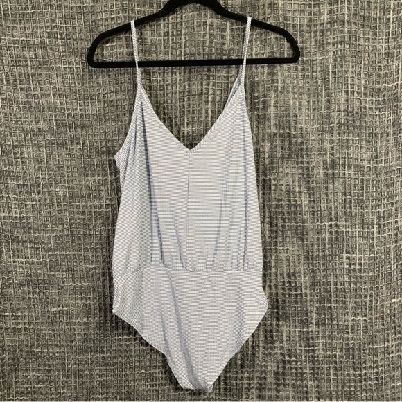Harlowe & Graham Blue & White Stripe Women's Spaghetti Strap Bodysuit Large #929 - Picture 2 of 10
